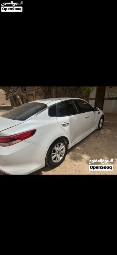 Kia Optima S 4