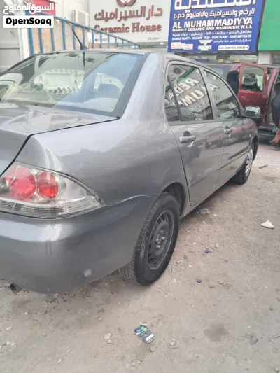 Mitsubishi Lancer GLX 3