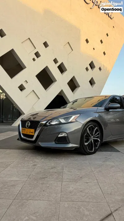 Nissan Altima S 3