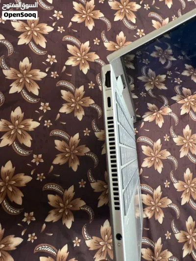 لابتوب hp مستعمل بحالة ممتازة للبيع 2