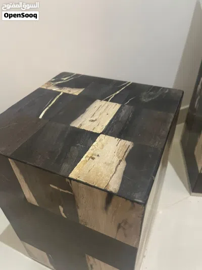 Luxury Italian design wooden pedestals 3