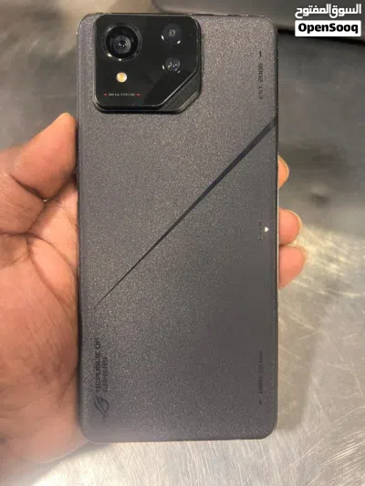 ASUS ROG Phone 8 Pro (16GB RAM / 512GB Storage) 2