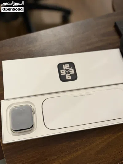 Apple watch SE second generation clean 44mm 2