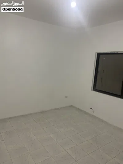 شقة للبيع في ماركا الشمالية 4
