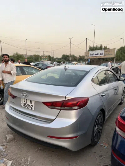 هیۆندای ئێلانترا SEL 4