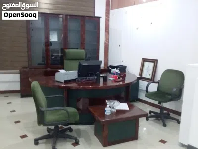 طاولات مدرسية ماليزية مربعة واصول اخرى حسب العرض 4