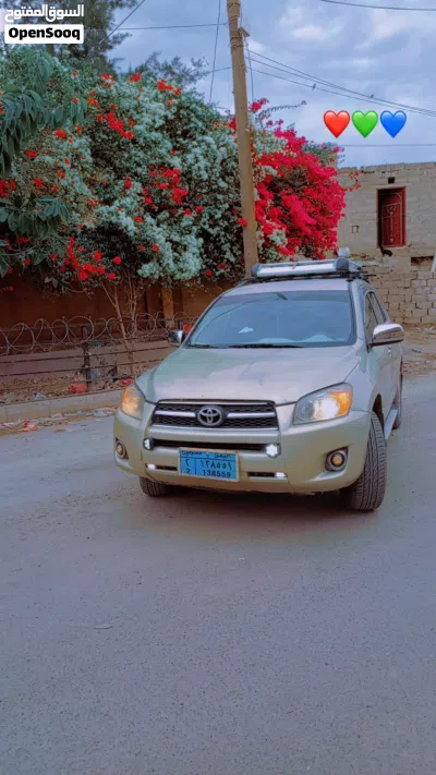Toyota RAV 4 Limited 2