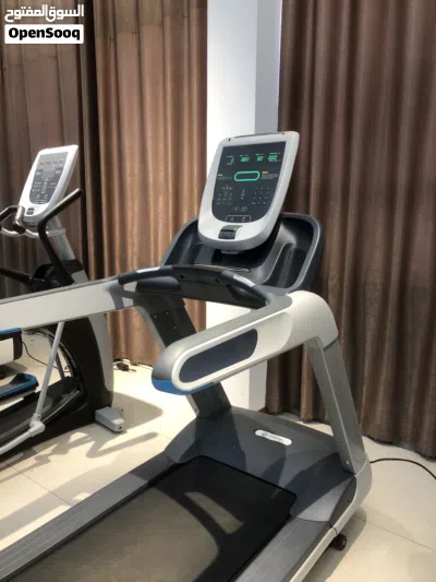 جهاز ركض مواصفاته كتير عالية وبيتحمل معك أقصى استخدام Commercial Treadmill - احصل عليه بأقل سعر 3