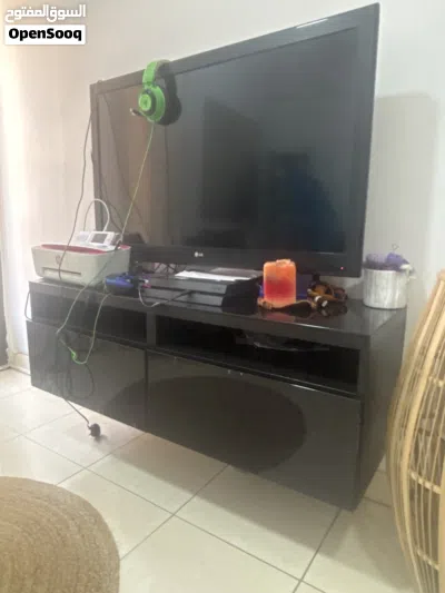 طاولة تلفزيون 2