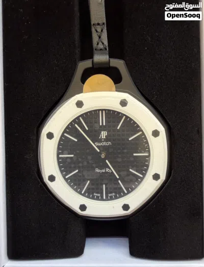 Swatch AP Royal Pop - Ocho Negro 3
