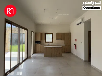 undefined 4