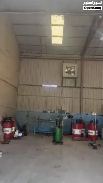 للبيع مخازن 3