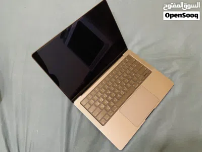 Macbook pro 14-inch (M3 pro) 18GB Ram/512GB Ssd 2