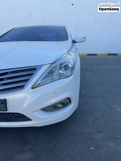 Hyundai Azera Standard 2