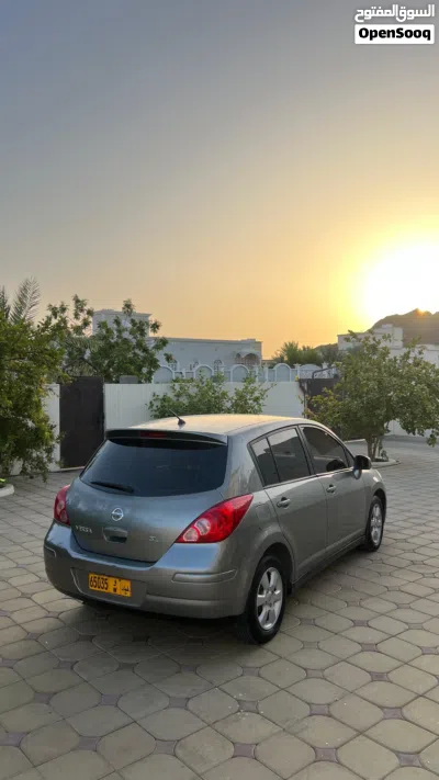 Nissan Versa S 2