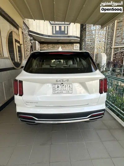 كيا سورينتو Standard 3