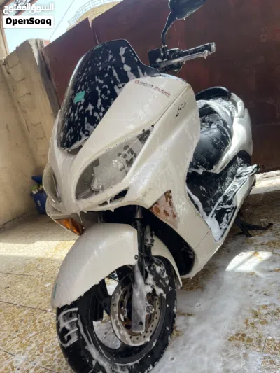 هوندا أخرى 3