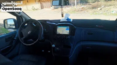 Hyundai H1 GLS 2