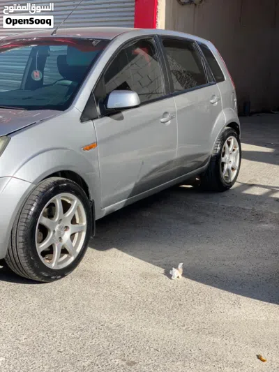 Ford Figo Titanium 2
