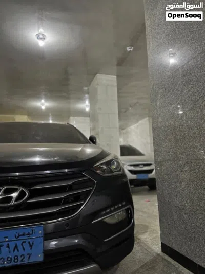 Hyundai Santa Fe Limited 2