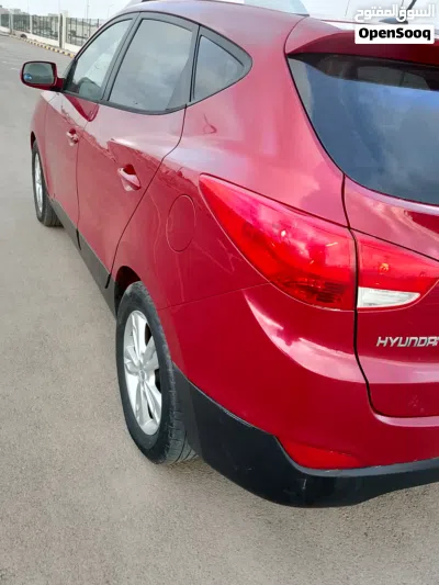 Hyundai Tucson GL 4