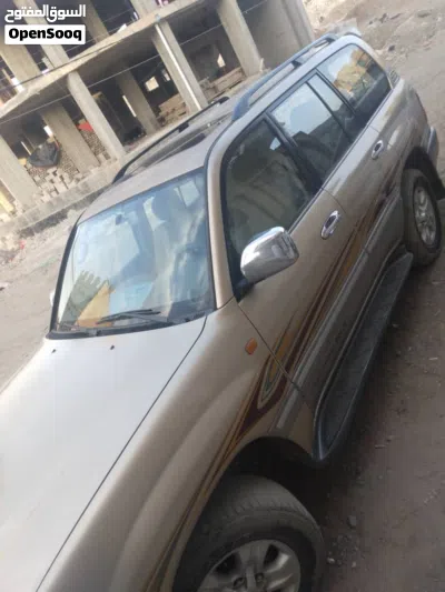 Toyota Land Cruiser VXR 2