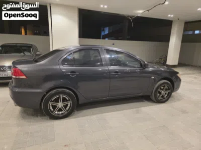 Mitsubishi Lancer GLX 3