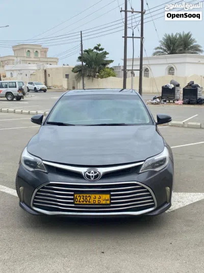 تويوتا افالون XLE 2