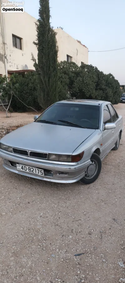 ميتسوبيشي لانسر GLX 4
