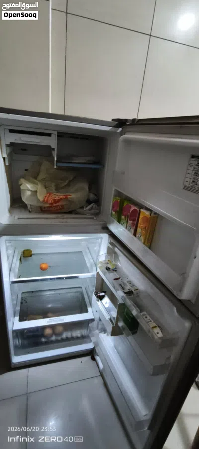 Samsung refrigerator (fridge) 3