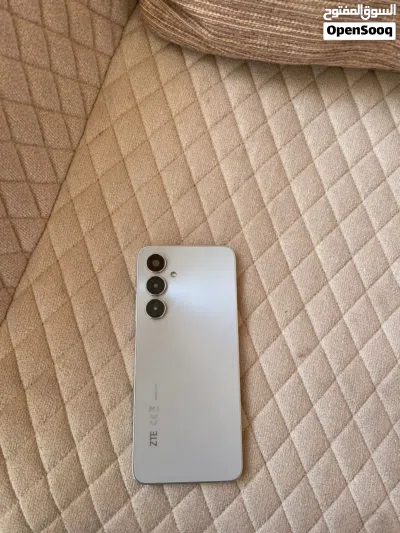 تلفون نظيف للبيع بادل 3