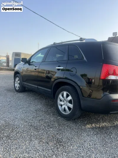 Kia Sorento EX 2
