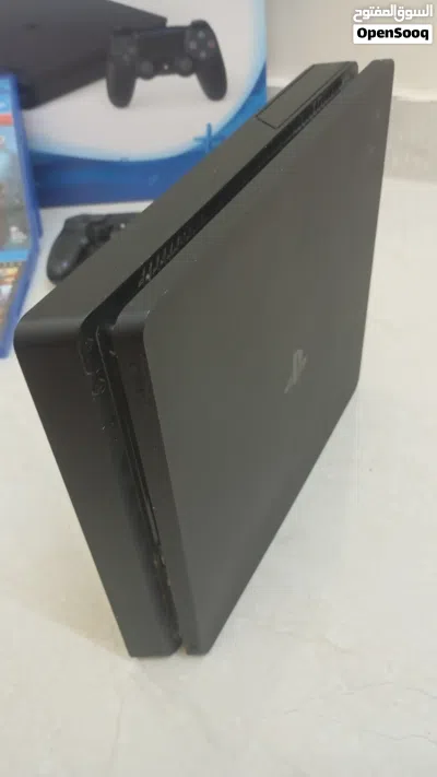 النوع: PlayStation 4 Slim السعة: 500GB اللون: أسود (Jet Black) يدعم: HDR لتحسين جودة الص 2