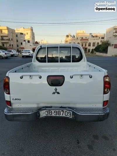 Mitsubishi L200 Standard 4