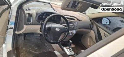 Hyundai Elantra Limited 2