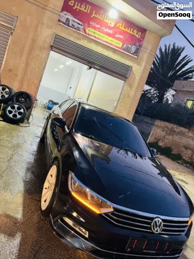 فولكسفاغن باسات Standard 4