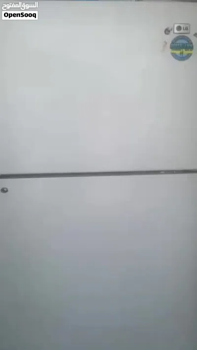 للبيع ثلاجة LG بحالة جيدة حجم كبير 3