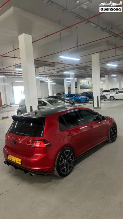 فولكسفاغن جولف GTI Standard 4