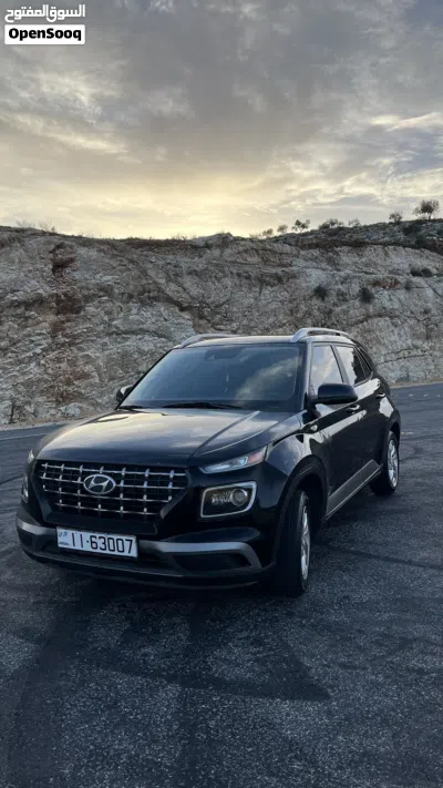 Hyundai Venue Standard 2
