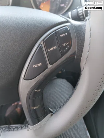 Hyundai Elantra GLS 3