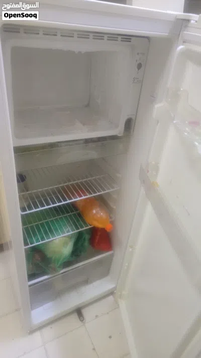 ثلاجه اونسه مستعمله بحاله جيده 2