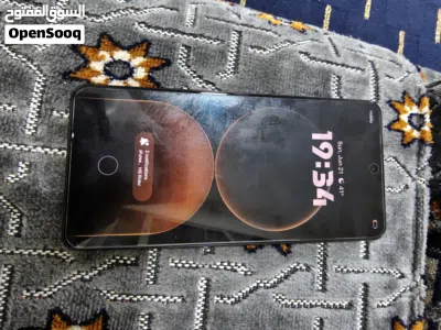 للبيع Realme GT 7T (جيل خامس 5G) - مساحة 512G ورام 12G معا كل اغراضة الصامل مانختلف ابدا 2