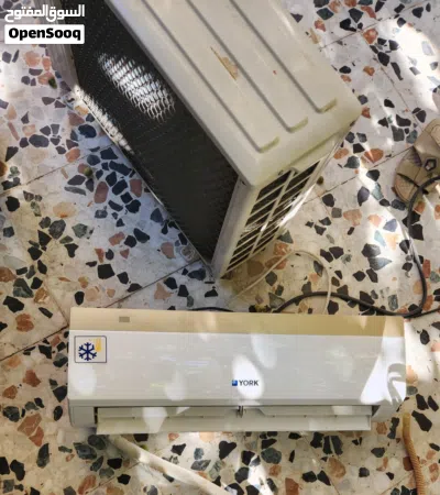 مكيف يورك للبيع مستعمل بحالة جيده 2