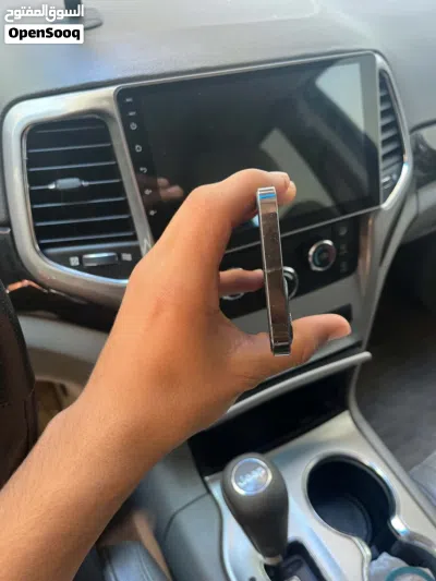 ايفون 12 برو وكاله 4