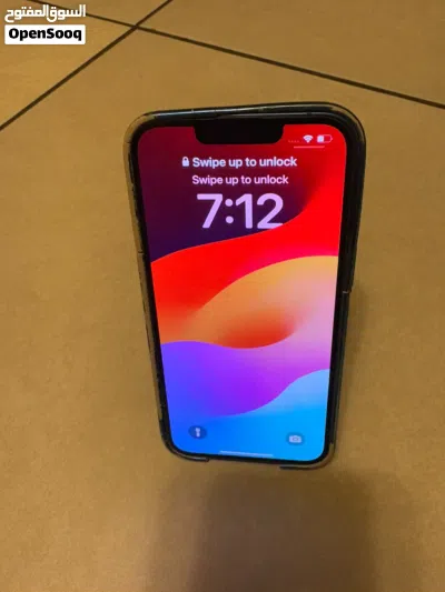 iphone 13 in excellent condition 3