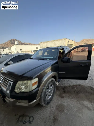 Ford Explorer Limited 2
