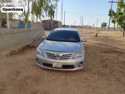 Toyota Corolla LE 4