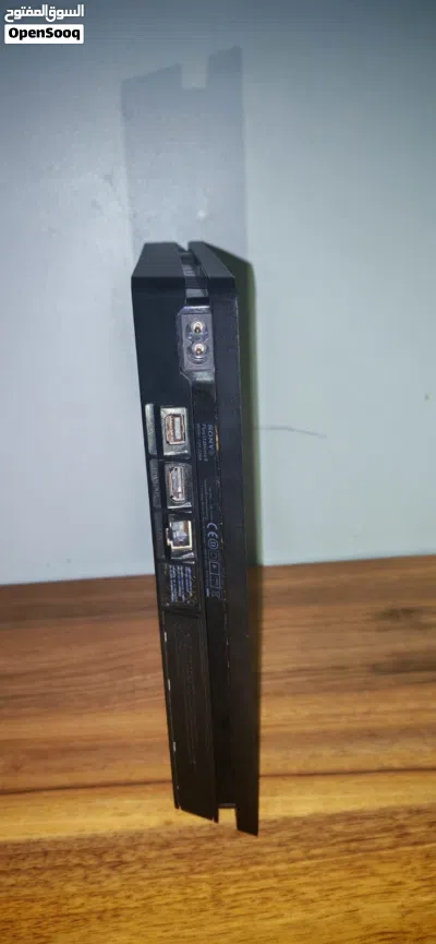 بلايستيشن فور سلم بسعر لقطه 3