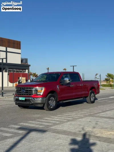 Ford F-150 Lariat 2