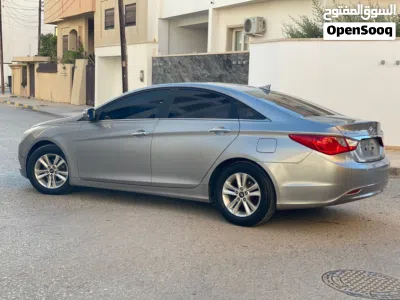 Hyundai Sonata Blue 4